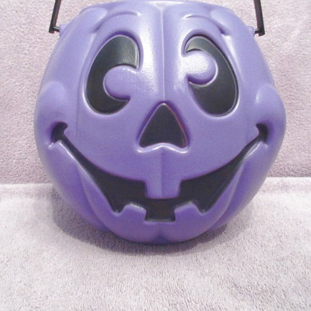 Vtg Halloween Blow Mold Pumpkin Candy Bucket Trick Or Treat Jack-O-Lantern 9" - Picture 2 of 9